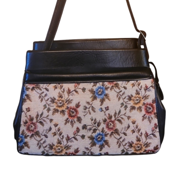 Vintage Floral Tapestry Pocketbook - Picture 1 of 7
